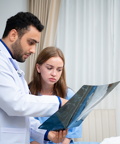 Perito especialista en negligencia médica